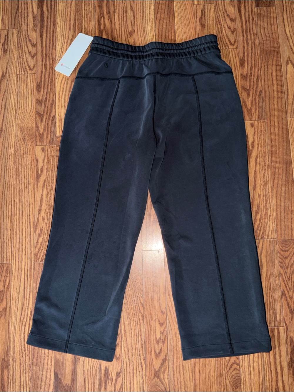 NWT Lululemon Softstreme High-Rise Straight Leg Crop 24” - Sz 8